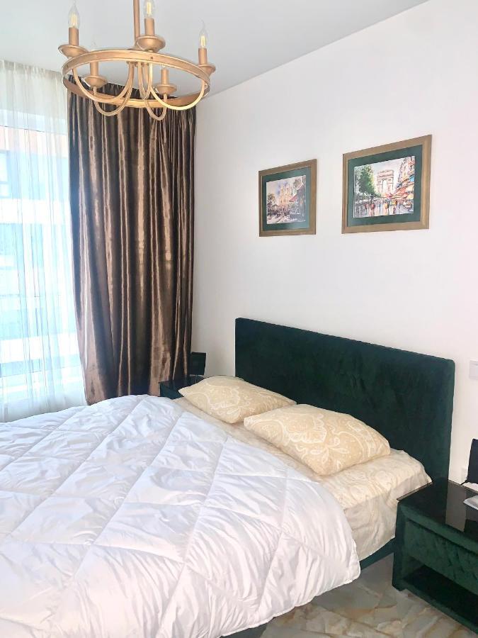 4-Room Jacuzzi Apartment Λβιβ Εξωτερικό φωτογραφία